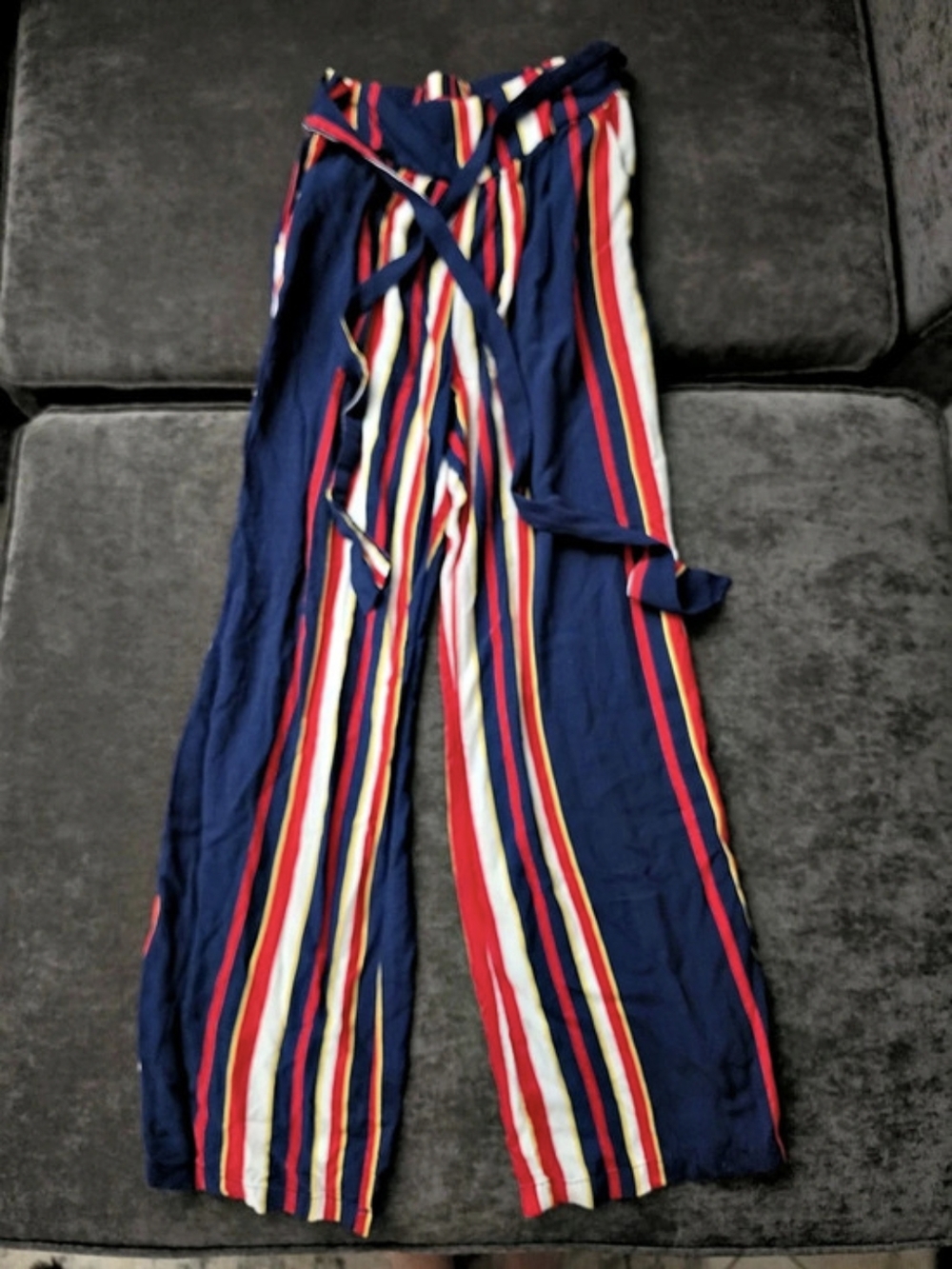 Guess Striped Wide Leg Pants in Blue & Red Size Small
